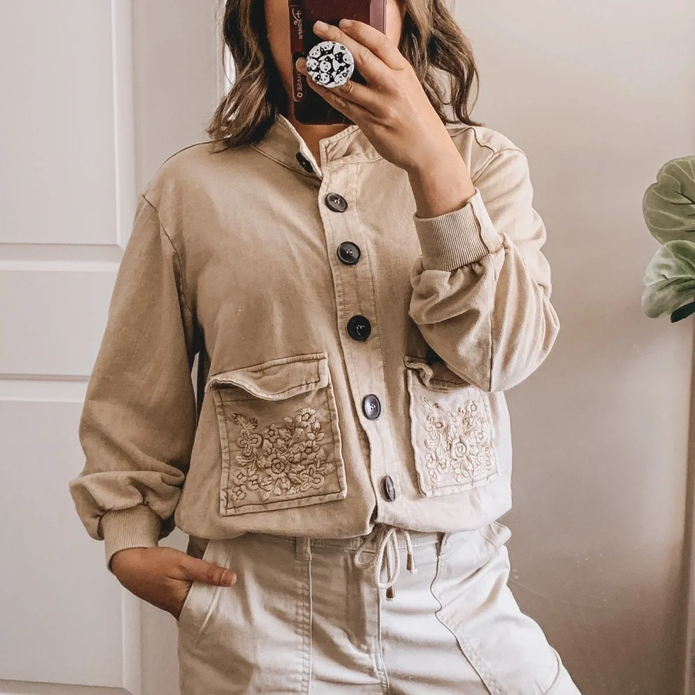 Solitaire Button‎ Front Jacket. Size Small - Picture 12 of 12